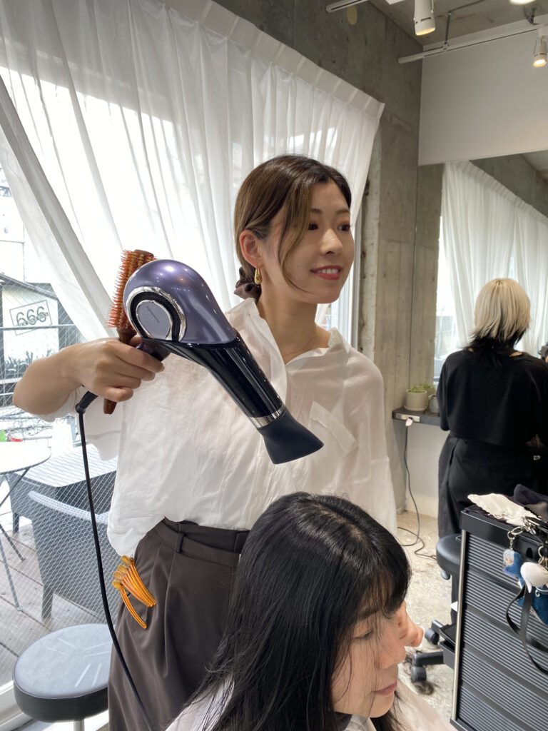 縮毛矯正の施術時間はどれぐらい？